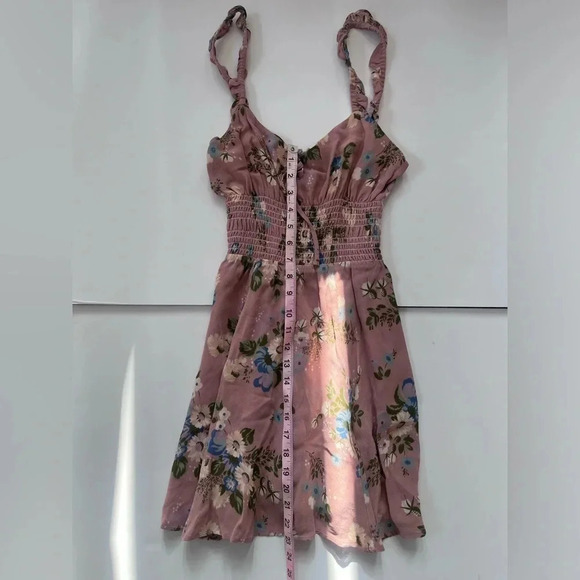 Reformation Elyse Pink Floral Sleeveless Smocked Mini Dress Women Size 4… - Picture 6 of 10